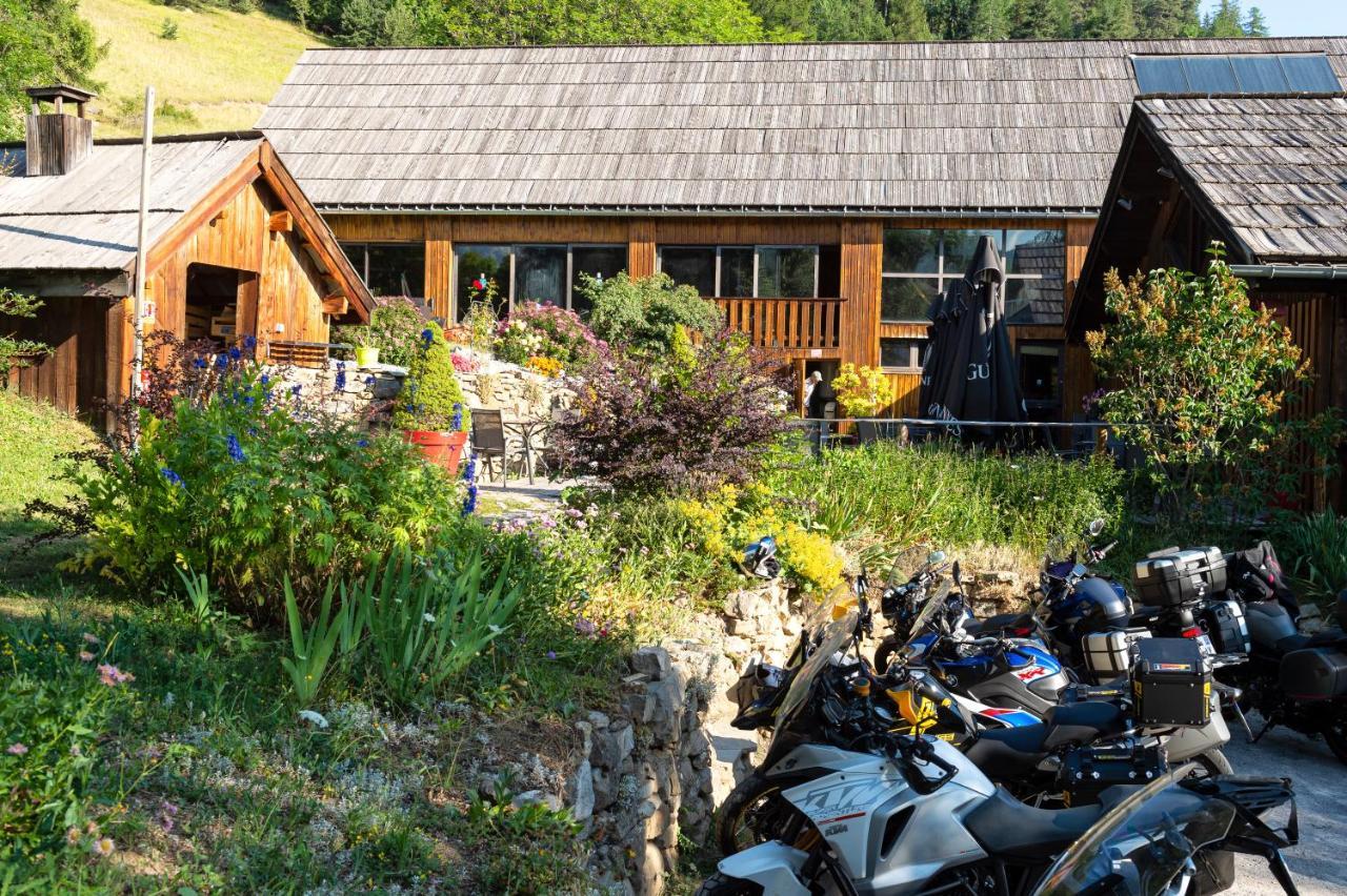 Chalet Hotel Les Blancs Pra Loup Exterior photo