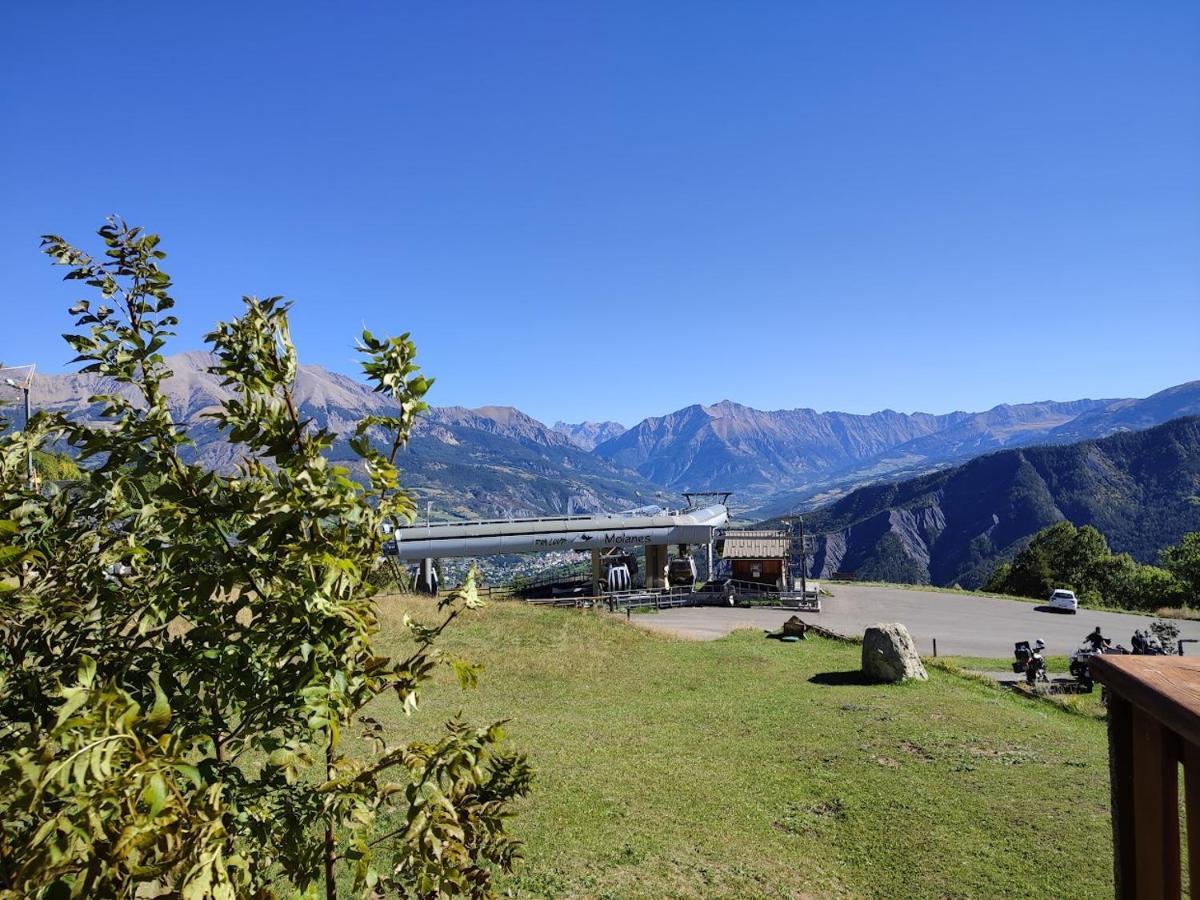 Chalet Hotel Les Blancs Pra Loup Exterior photo