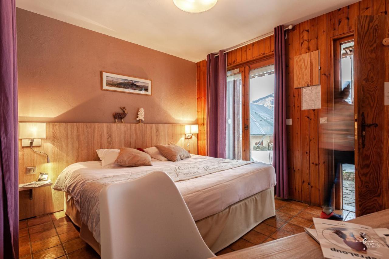 Chalet Hotel Les Blancs Pra Loup Exterior photo